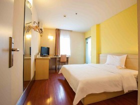 7Days Inn Qingdao Train Station Zhanqiao