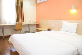 7 Days Inn West Liaoyang Road Carrefour
