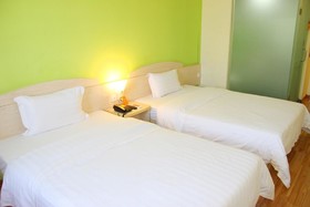 7 Days Inn West Liaoyang Road Carrefour