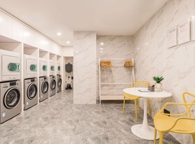 Atour Hotel Gold Beach Qingdao