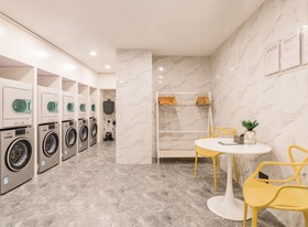 Atour Hotel Heilongjiang Middle Road Qingdao