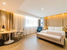 Atour Hotel Heilongjiang Middle Road Qingdao