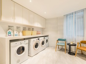 Atour Hotel Heilongjiang Middle Road Qingdao