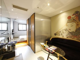 China Community Culture & Art Hotel