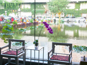 China Community Culture & Art Hotel
