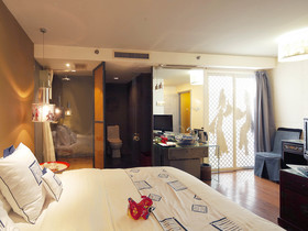 China Community Culture & Art Hotel