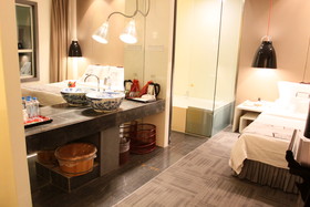 China Community Culture & Art Hotel