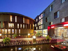 China Community Culture & Art Hotel