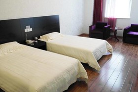 City 118 Chain Hotel