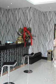 City 118 Chain Hotel