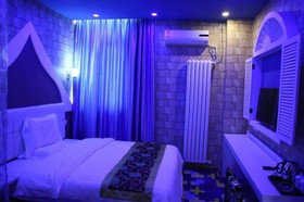 City 118 Theme Hotel