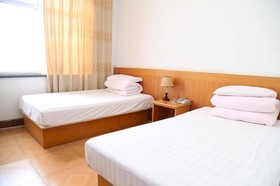 City Holiday Hotel