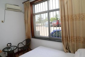 City Holiday Hotel