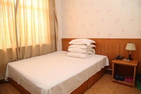 City Holiday Hotel