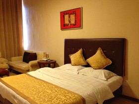 Eagle Canyon Hotel