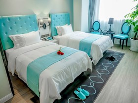 Galaxy Holiday Hotel