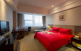 Gloria Plaza Hotel Qingdao