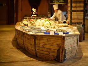 Great Tang Harvest Hotel