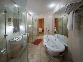 Great Tang Harvest Hotel