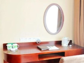 GreenTree Inn ShanDong QingDao LiCang ShuYuan Road Daon square Express Hotel
