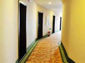 GreenTree Inn ShanDong QingDao LiCang ShuYuan Road Daon square Express Hotel