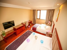 GreenTree Inn Wuyishan Road Shopping Center Business Hotel