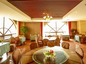 GreenTree Inn Wuyishan Road Shopping Center Business Hotel
