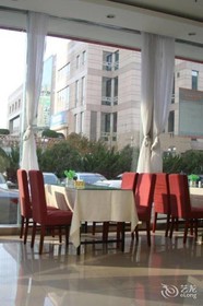 Hanting Hotel Qingdao May Fourth Square