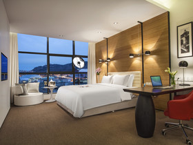 Himalayas Qingdao Hotel
