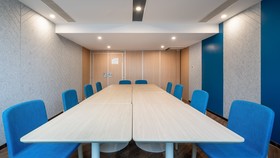 Holiday Inn Express Qingdao City Center