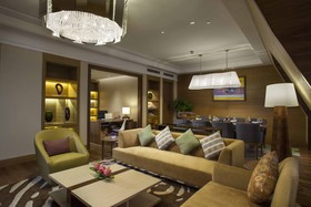 Holiday Inn Qingdao Expo