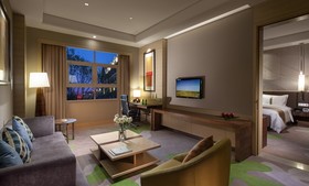 Holiday Inn Qingdao Expo