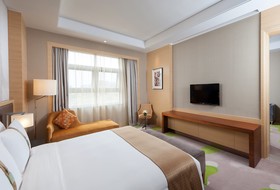 Holiday Inn Qingdao Expo