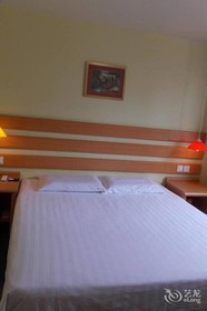 Home Inn Qingdao Fengshan Road Branch