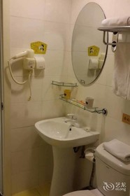 Home Inn Qingdao Fengshan Road Branch