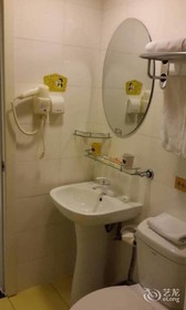 Home Inn Qingdao Fengshan Road Branch