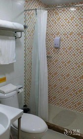 Home Inn Qingdao Hongkong West Road