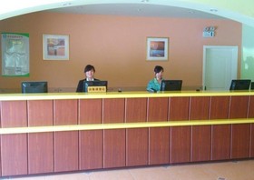 Home Inn Qingdao Jiaozhou Bus Terminal Station