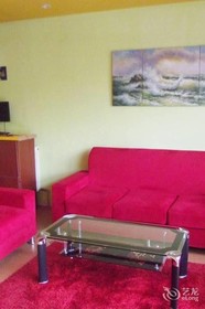 Home Inn Qingdao Jinggangshan Road