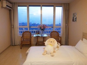 Jinshi Apartment Hotel