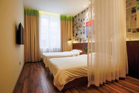 Kaiyue International Hostel