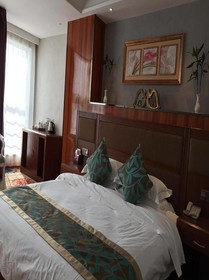 Mingdu Gloria Plaza Hotel Qingdao