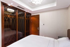 Qingdao Jinshan We Holiday Apartment Wusi Square