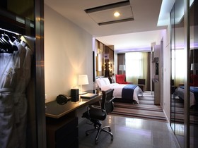 Qingdao King-Hood Hotel
