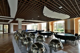 Qingdao Oceanside Resort Hotel