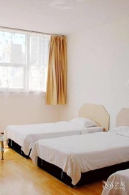 Qingdao Xiaogangwan Business Hotel