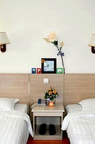 Qingdao Xiaogangwan Business Hotel