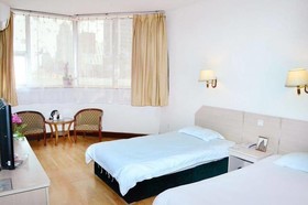 Qingdao Xiaogangwan Business Hotel