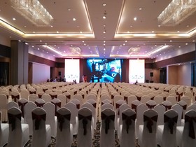 Royal Garden Hotel