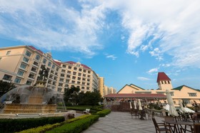 Sea View Garden Hotel
